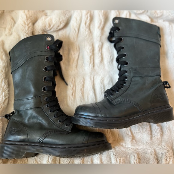 Dr Martens Triumph Floral Boot Size 6 - Picture 4 of 13